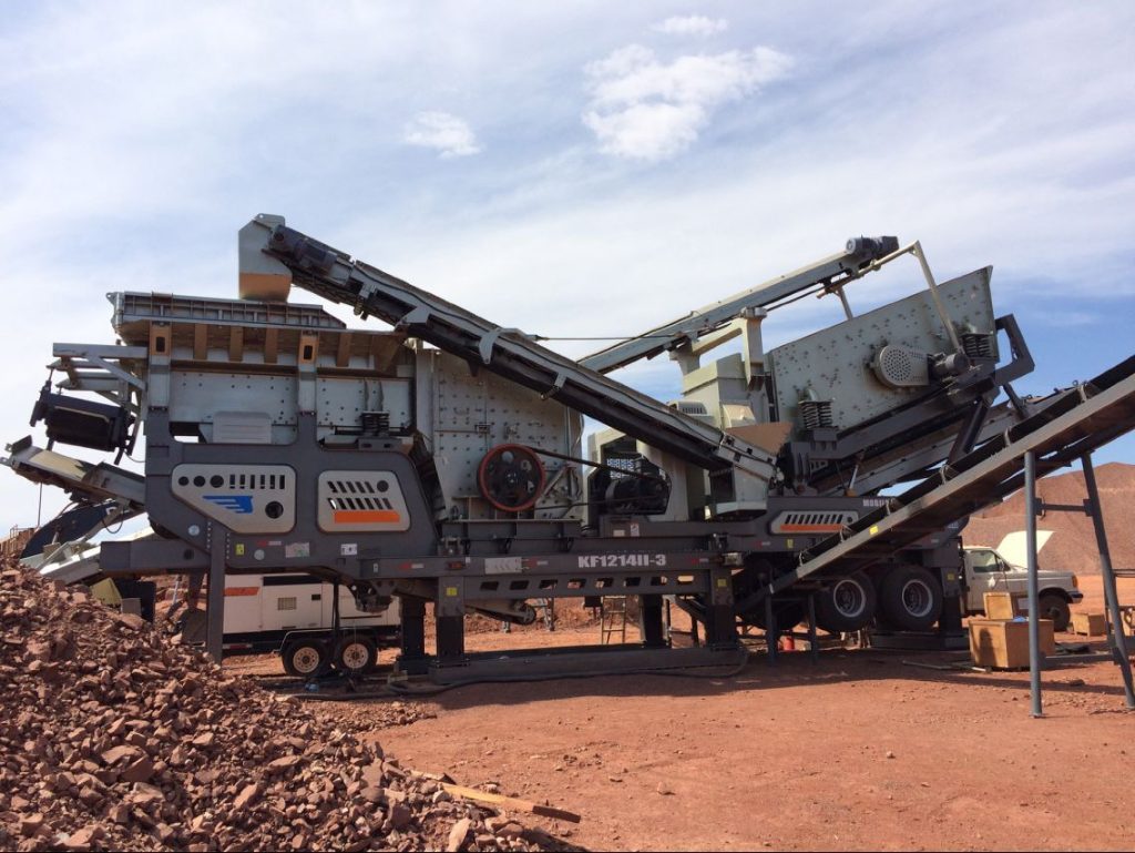 Role of Mobile Sand Makers in Highway Construction Aggregate Supply